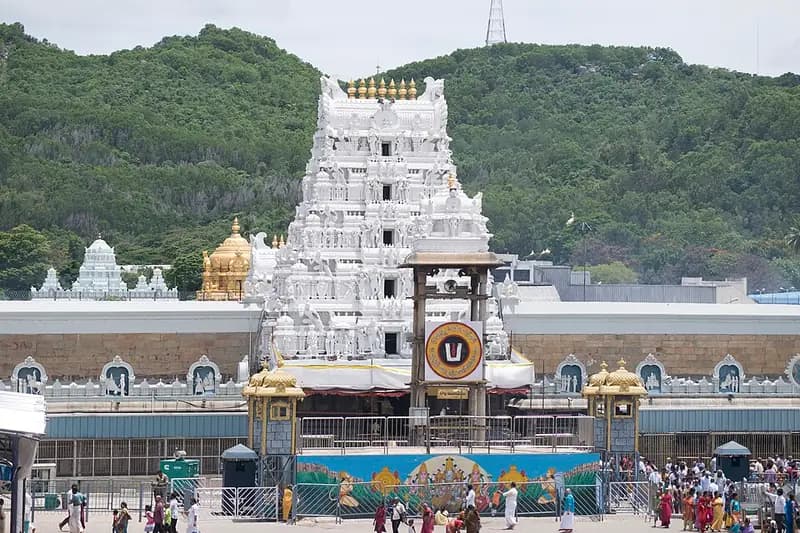 Vijayawada to Tirupati trip by cab